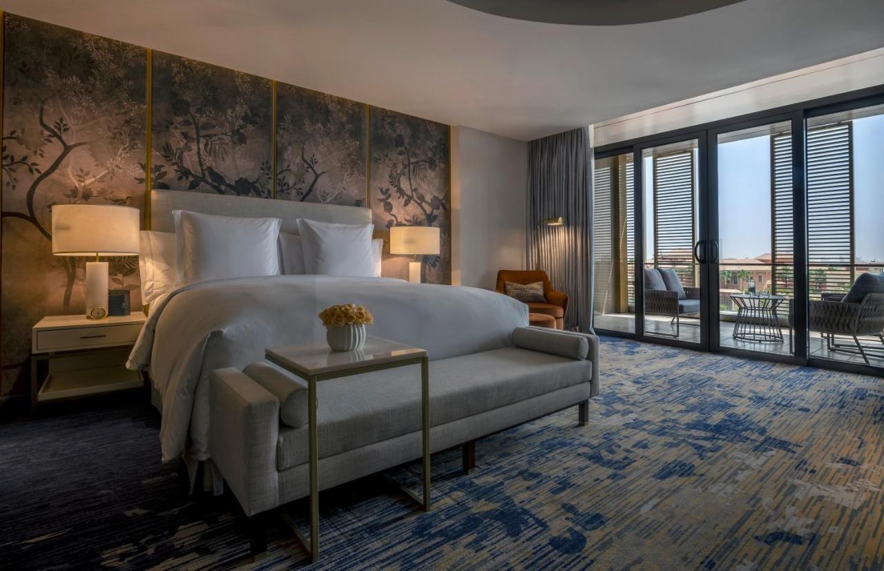 Jareed Hotel Ριάντ Εξωτερικό φωτογραφία A bedroom at the Ritz-Carlton, Downtown, Dubai